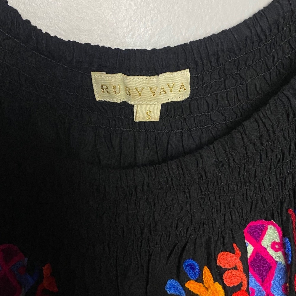 Ruby Yaya Black Embroidered Top Womens Small Boho Festival Artsy Gypsy Whimsical - Picture 4 of 11